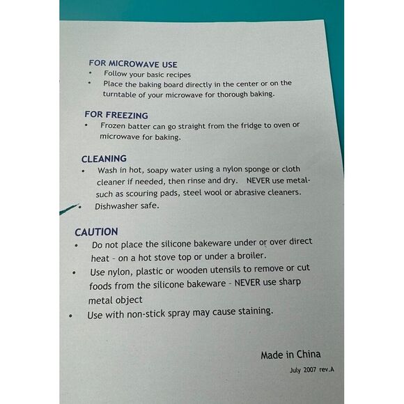 Brand New Set of 2 Aqua Blue Silicone Baking Boards Non-stick Flexible - Picture 5 of 8